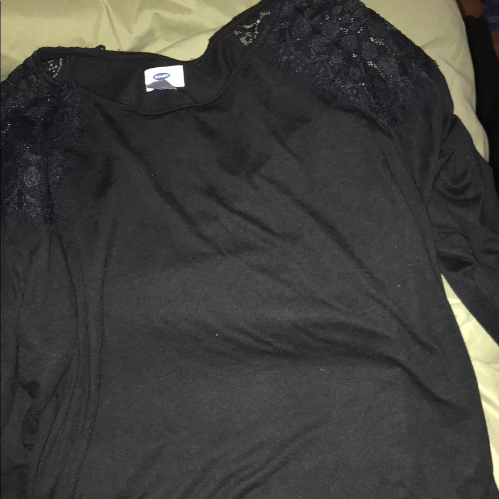 Black shirt